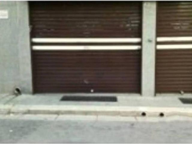 Locale Commerciale in vendita a Puglia, Barletta-andria-trani