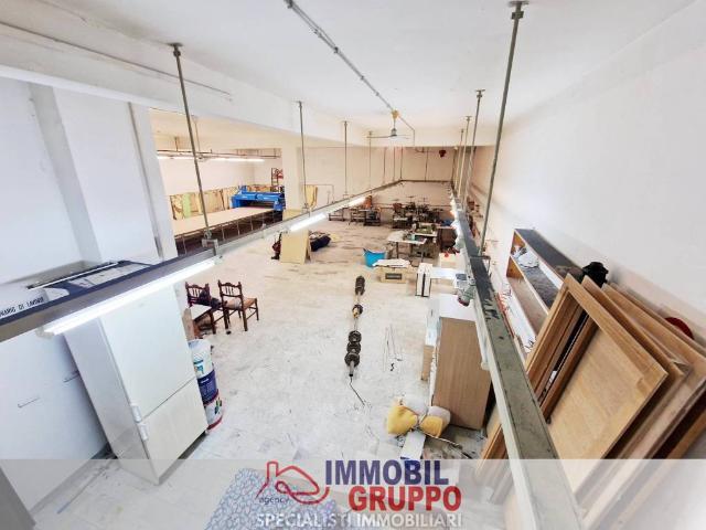 Locale Commerciale in vendita a San Valentino, Puglia
