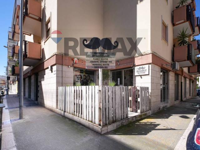 Locale Commerciale in vendita a Puglia, Barletta-andria-trani