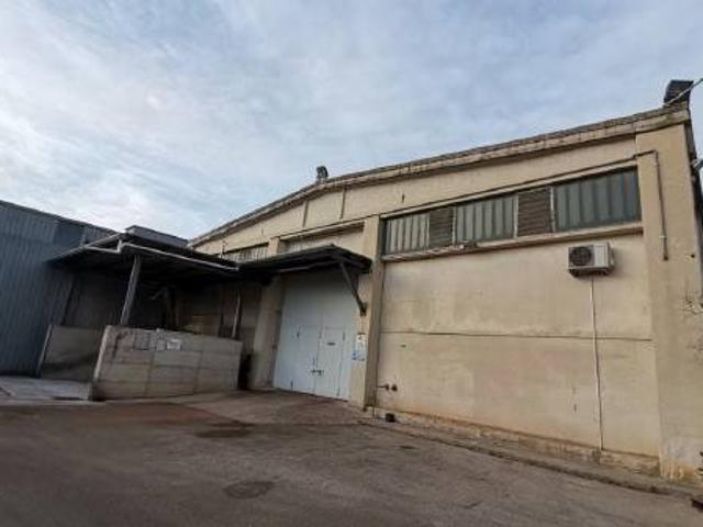 Locale Commerciale in vendita a Puglia, Foggia