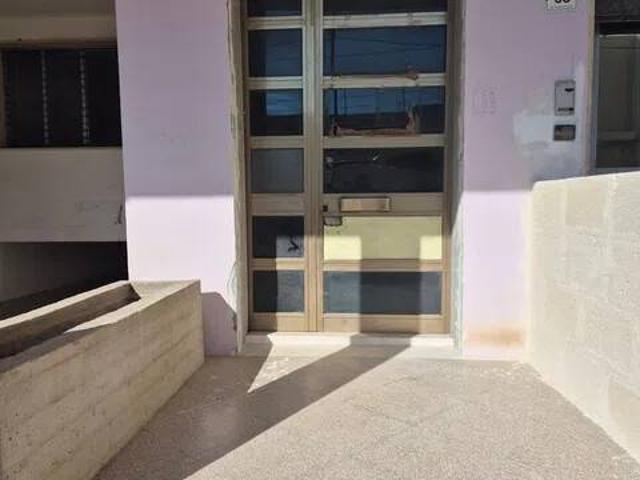 Locale Commerciale in vendita a Puglia, Lecce