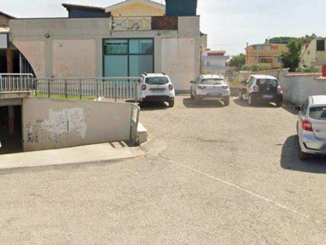 Locale Commerciale in vendita a Nuova Florida, Roma Capitale