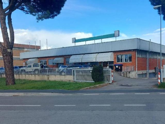 Locale Commerciale in vendita a San Leo, Palazzo Del Pero