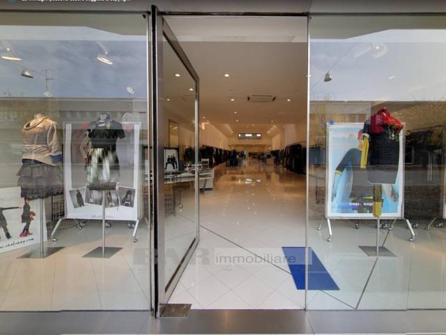 Locale Commerciale in vendita a Unione Reno Galliera, Castel Maggiore