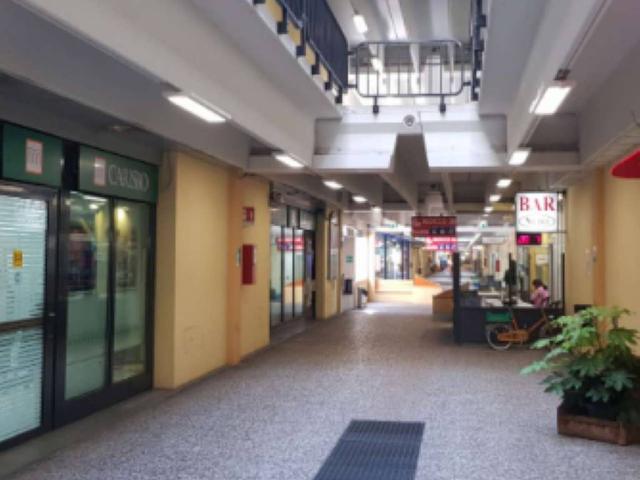 Locale Commerciale in vendita a Unione Reno Galliera, Argelato