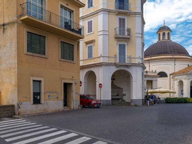 Locale Commerciale in vendita a Roma Capitale, Lazio