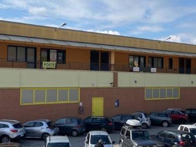 Locale Commerciale in vendita a Roma Capitale, Lazio