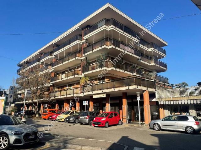 Locale Commerciale in vendita a Piemonte, Novara