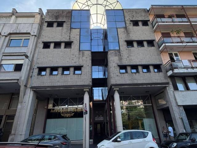 Locale Commerciale in vendita a Piemonte, Novara
