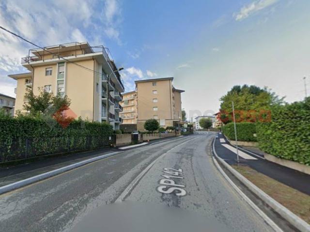 Locale Commerciale in vendita a Piemonte, Novara