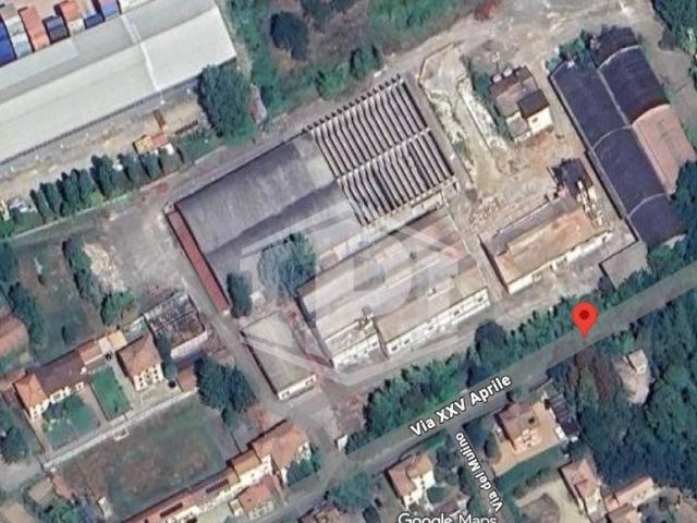 Locale Commerciale in vendita a Piemonte, Alessandria