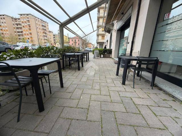 Locale Commerciale in vendita a Piemonte, Alessandria