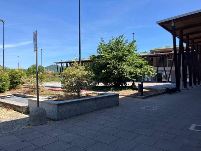 Locale Commerciale in vendita a Piemonte, Alessandria