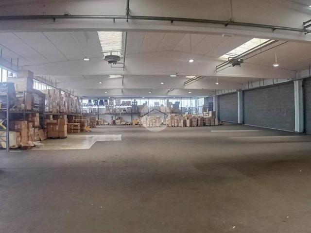 Locale Commerciale in vendita a Arzago D'adda, Lombardia