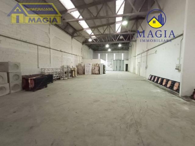 Locale Commerciale in vendita a Marche, Ascoli Piceno