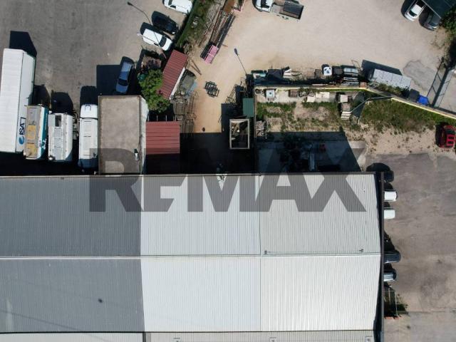 Locale Commerciale in vendita a Assisi, Umbria