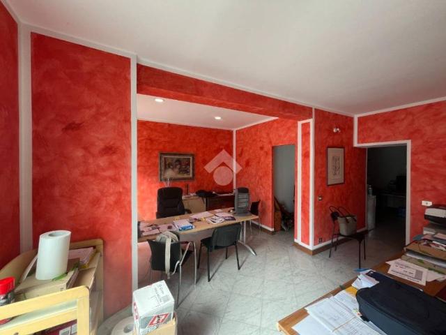 Locale Commerciale in vendita a Unione di comuni Montana Lunigiana, Aulla