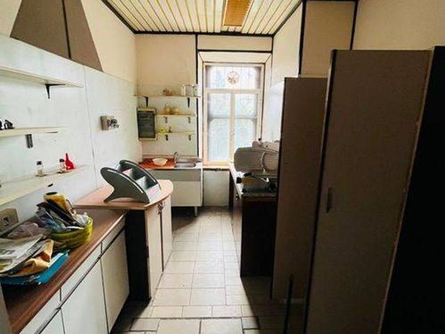 Locale Commerciale in vendita a Unione di comuni Montana Lunigiana, Aulla