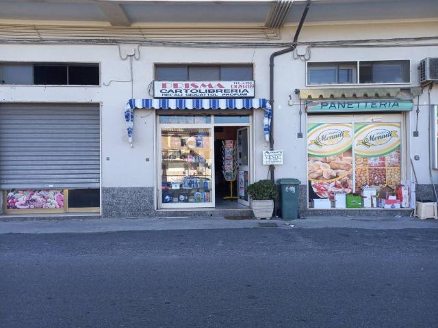 Locale Commerciale in vendita a Calabria, Catanzaro