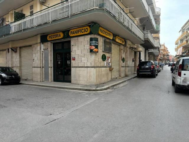 Locale Commerciale in vendita a Bagheria, Sicilia