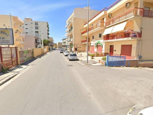 Locale Commerciale in vendita a Bagheria, Sicilia