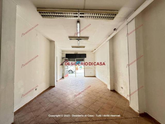 Locale Commerciale in vendita a Bagheria, Sicilia