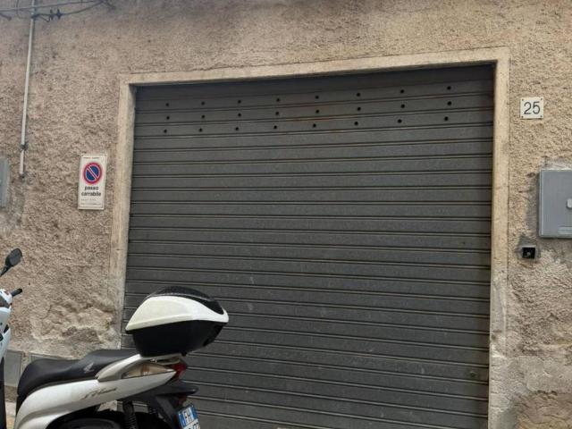 Locale Commerciale in vendita a Bagheria, Sicilia