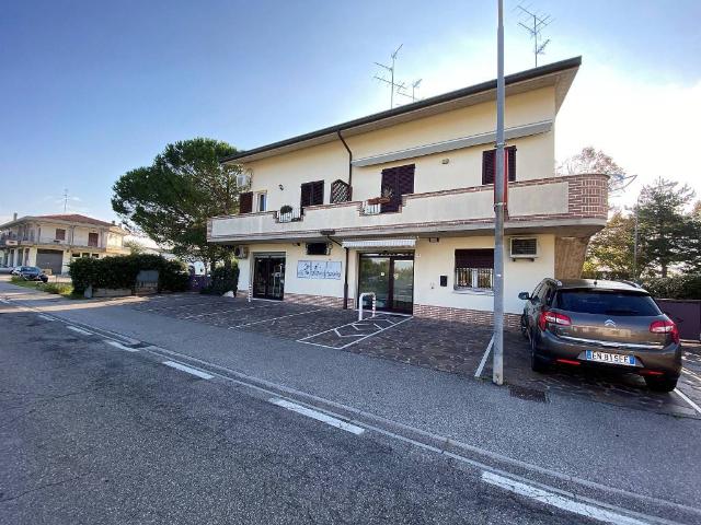 Locale Commerciale in vendita a Unione dei comuni della Bassa Romagna, Bagnacavallo