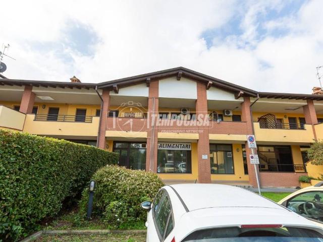Locale Commerciale in vendita a Bagnolo Mella, Lombardia