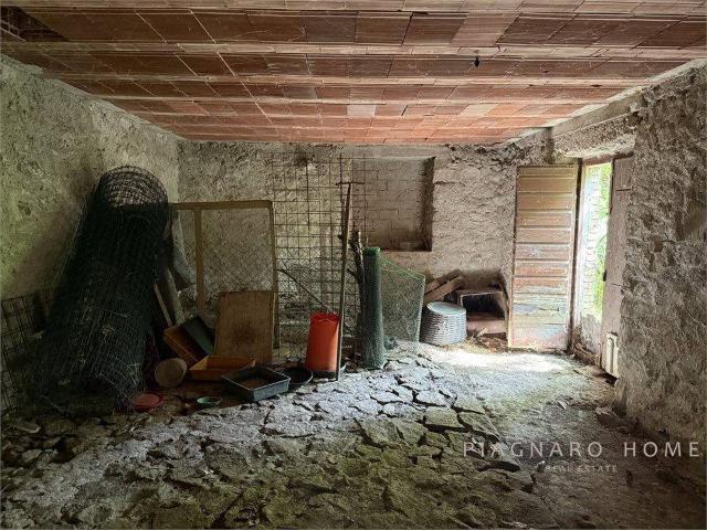 Locale Commerciale in vendita a Unione di comuni Montana Lunigiana, Bagnone
