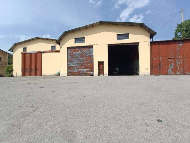 Locale Commerciale in vendita a Tresinaro - Secchia, Re