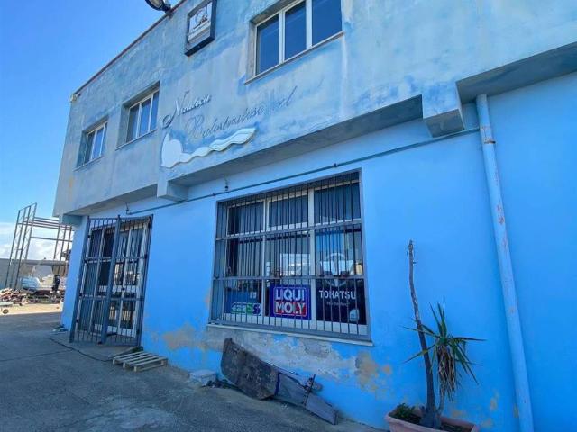 Locale Commerciale in vendita a Balestrate, Sicilia