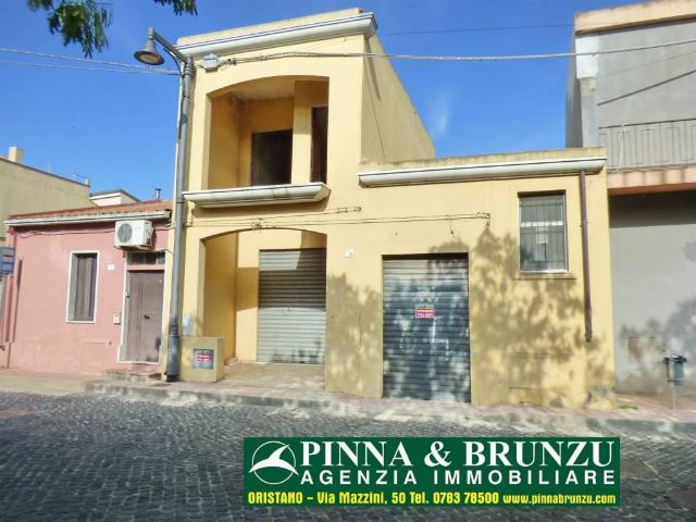 Locale Commerciale in vendita a Baratili San Pietro, Sardigna/Sardegna