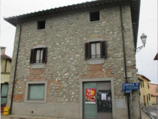 Locale Commerciale in vendita a Cantalupo, Barberino Di Mugello