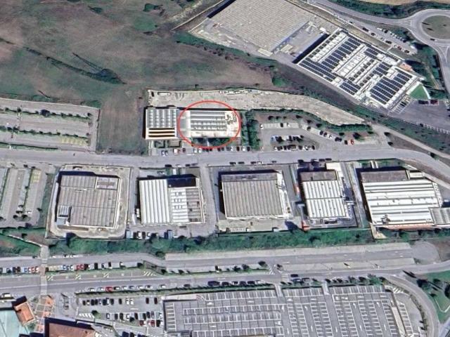 Locale Commerciale in vendita a Barberino Di Mugello, Toscana
