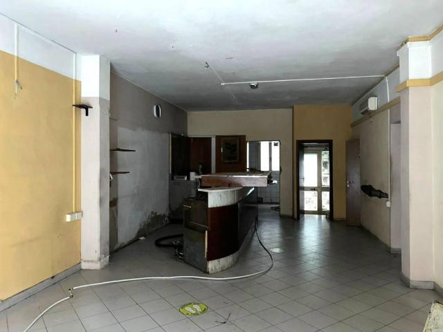 Locale Commerciale in vendita a Unione dei comuni Media Valle del Serchio, Barga