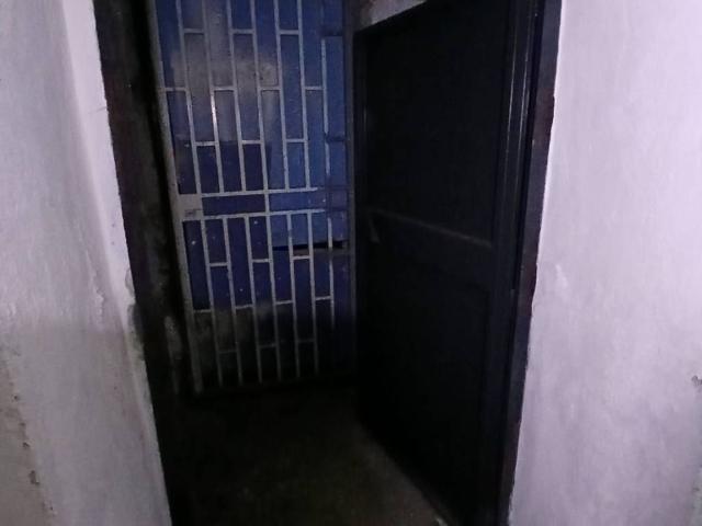 Locale Commerciale in vendita a Puglia, Bari