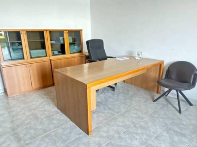 Locale Commerciale in vendita a Municipio 4, Puglia