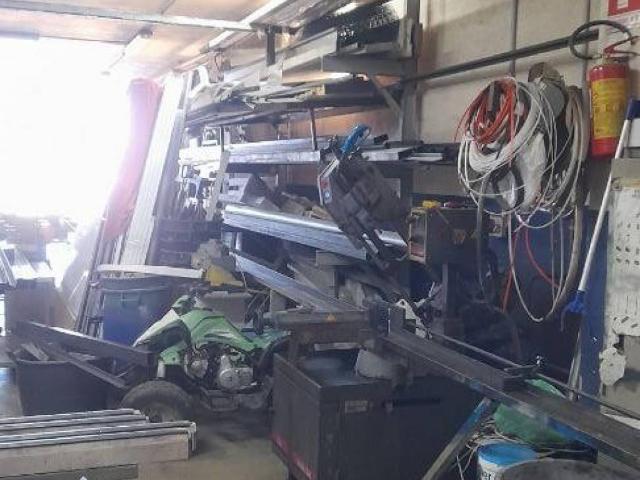 Locale Commerciale in vendita a Marconi, Bari