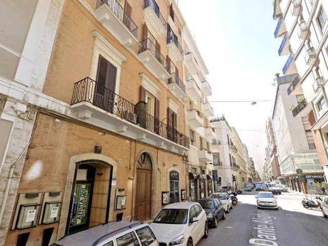 Locale Commerciale in vendita a Murat, Puglia