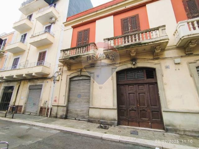 Box in vendita a Libertà, Puglia