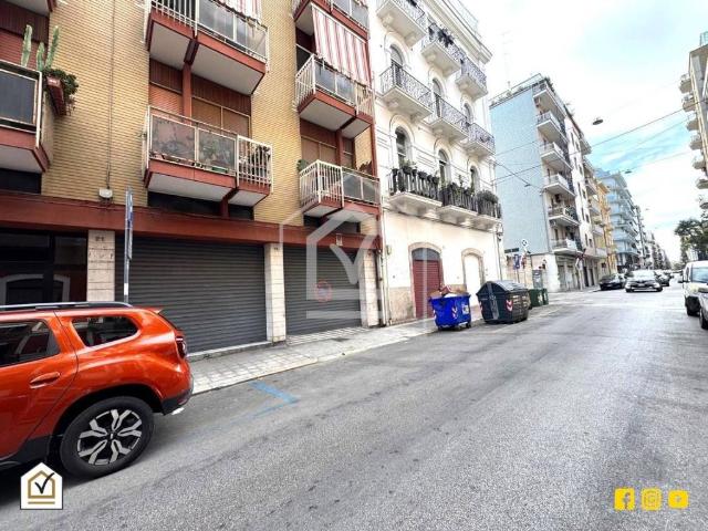 Locale Commerciale in vendita a Libertà, Bari