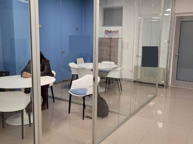 Locale Commerciale in vendita a San Pasquale, Bari