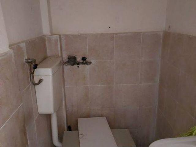 Locale Commerciale in vendita a Libertà, Bari