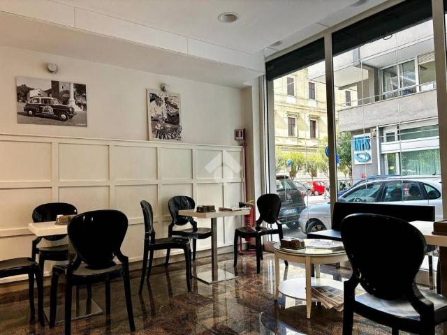 Locale Commerciale in vendita a Murat, Puglia