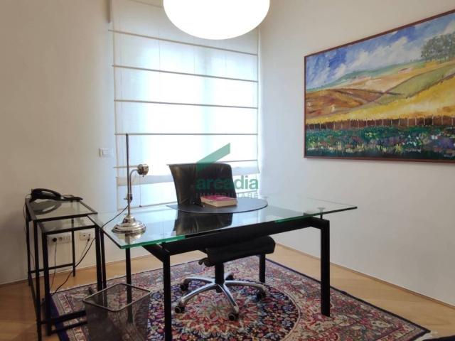 Locale Commerciale in vendita a Poggiofranco, Bari