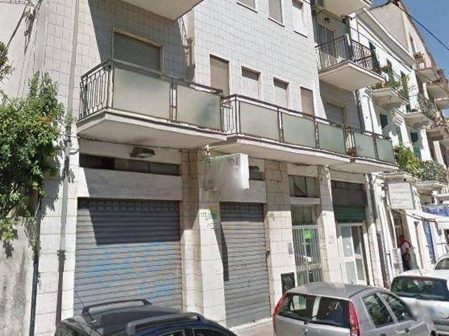 Locale Commerciale in vendita a San Pasquale, Bari
