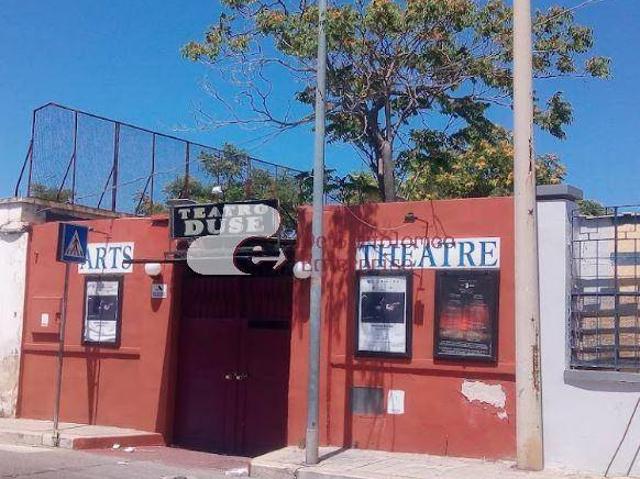 Locale Commerciale in vendita a Poggiofranco, Bari