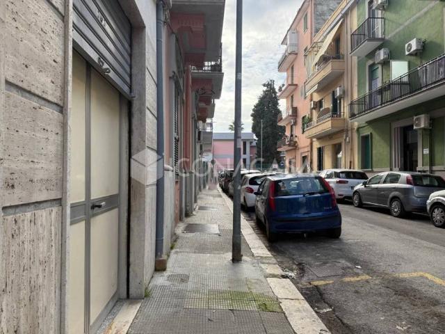 Locale Commerciale in vendita a Puglia, Bari