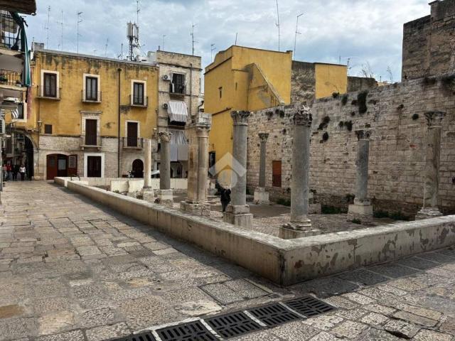 Locale Commerciale in vendita a Puglia, Bari